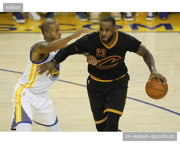NBA大帽封盖怒扇对手出场外：巅峰对决背后的精彩瞬间